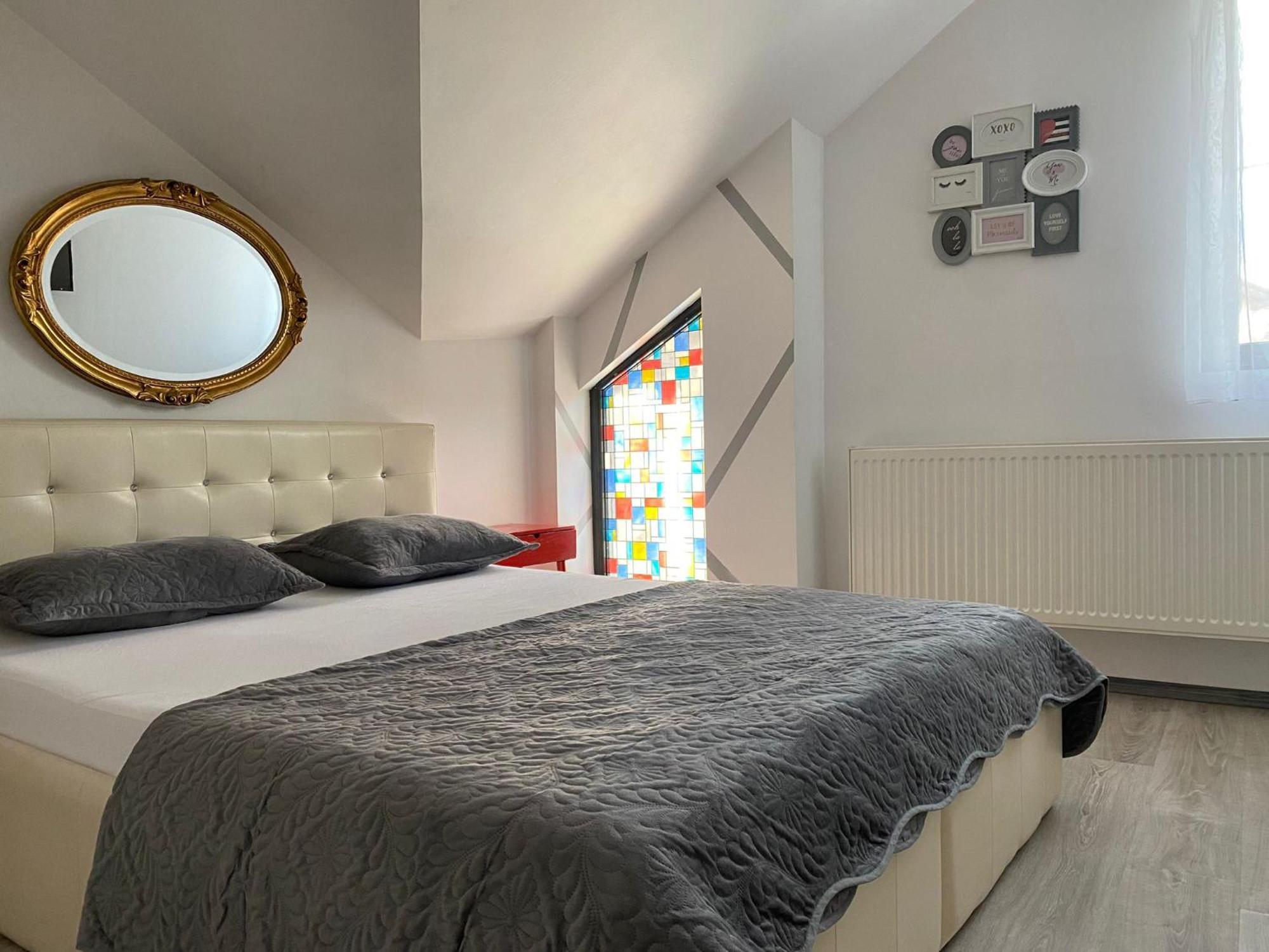 Millenium Apartment Central Craiova Værelse billede