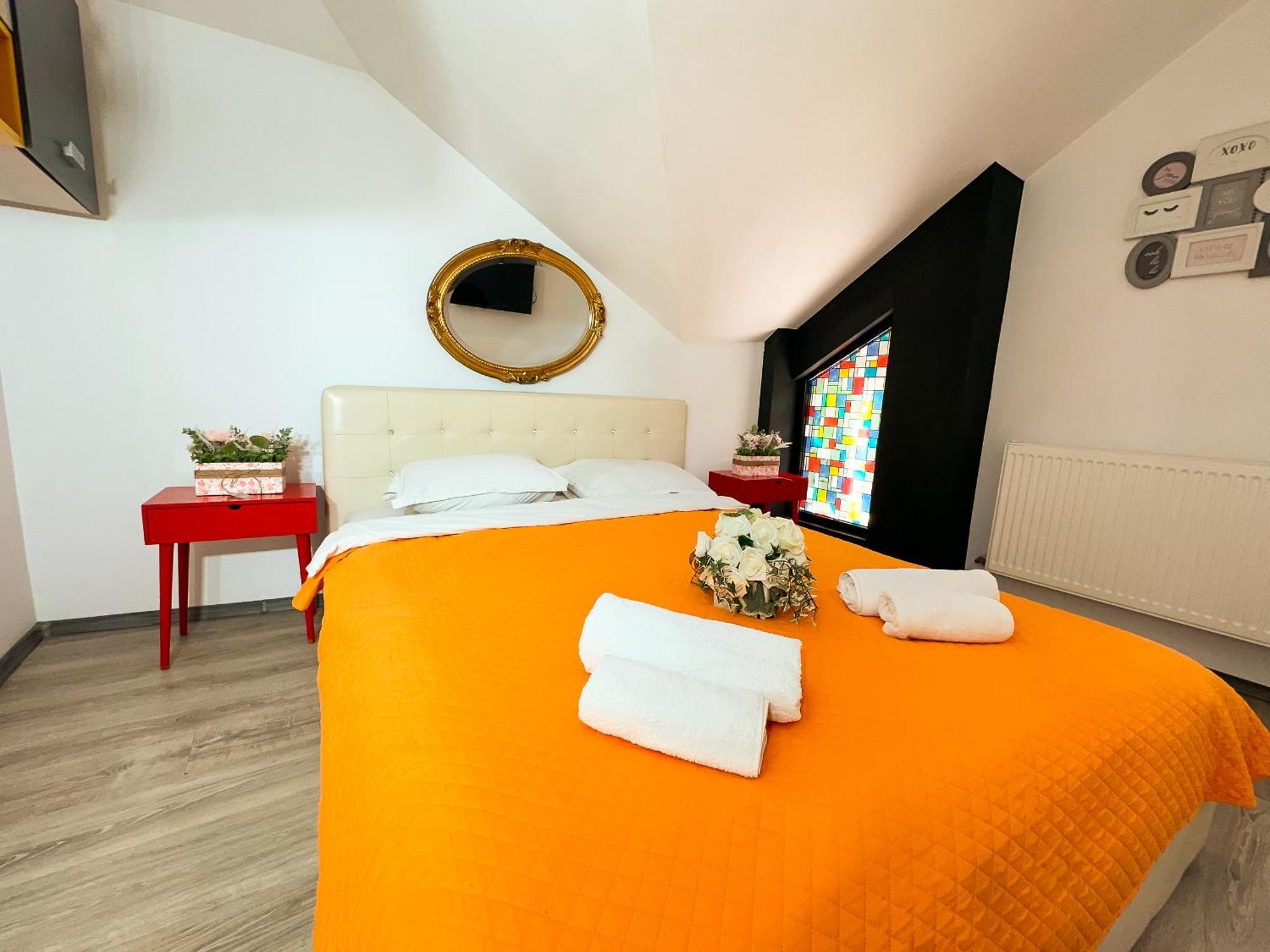 Millenium Apartment Central Craiova Eksteriør billede